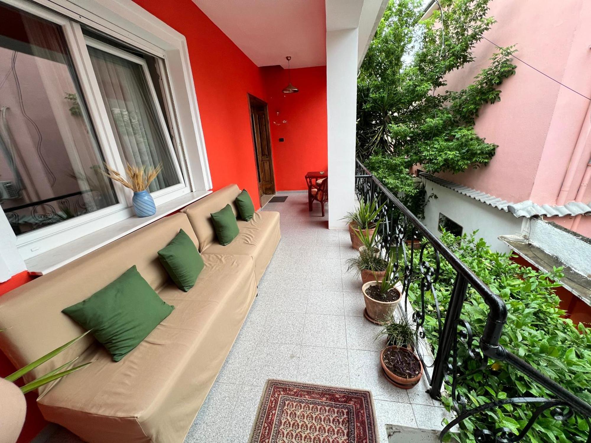 Trip'N'Hostel Chill Zone Tirana Exterior photo